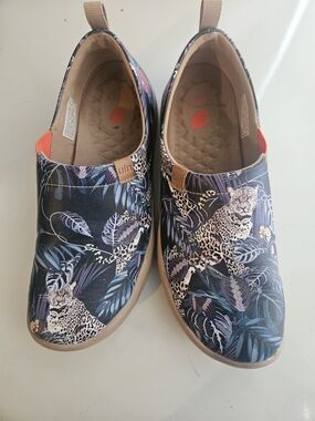 UIN Leopard & Tropical Leaf Slip-On Shoes in Navy Blue Mens 9.5